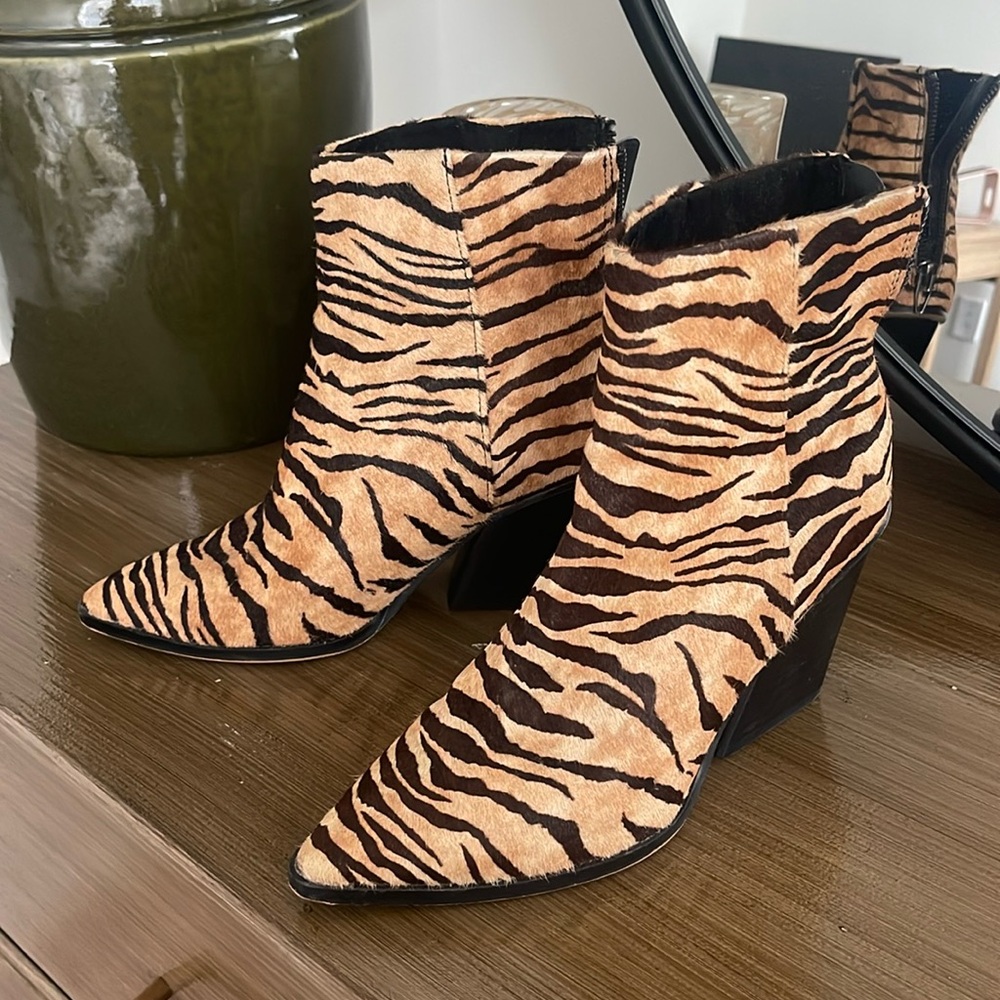 Dolce Vita Tiger Boots